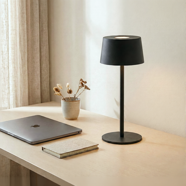 Minimal Desk Lamp (Black)